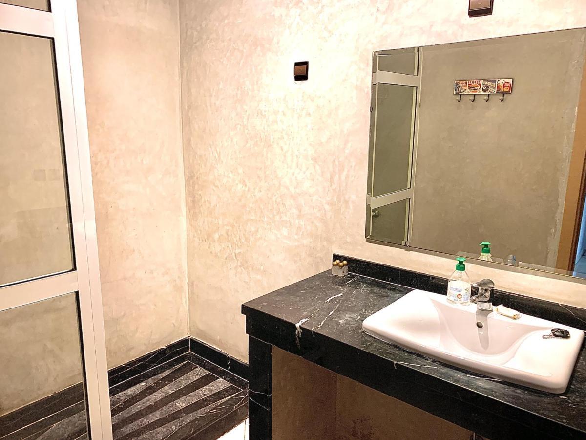 2 Bedrooms Apartment カサブランカ エクステリア 写真